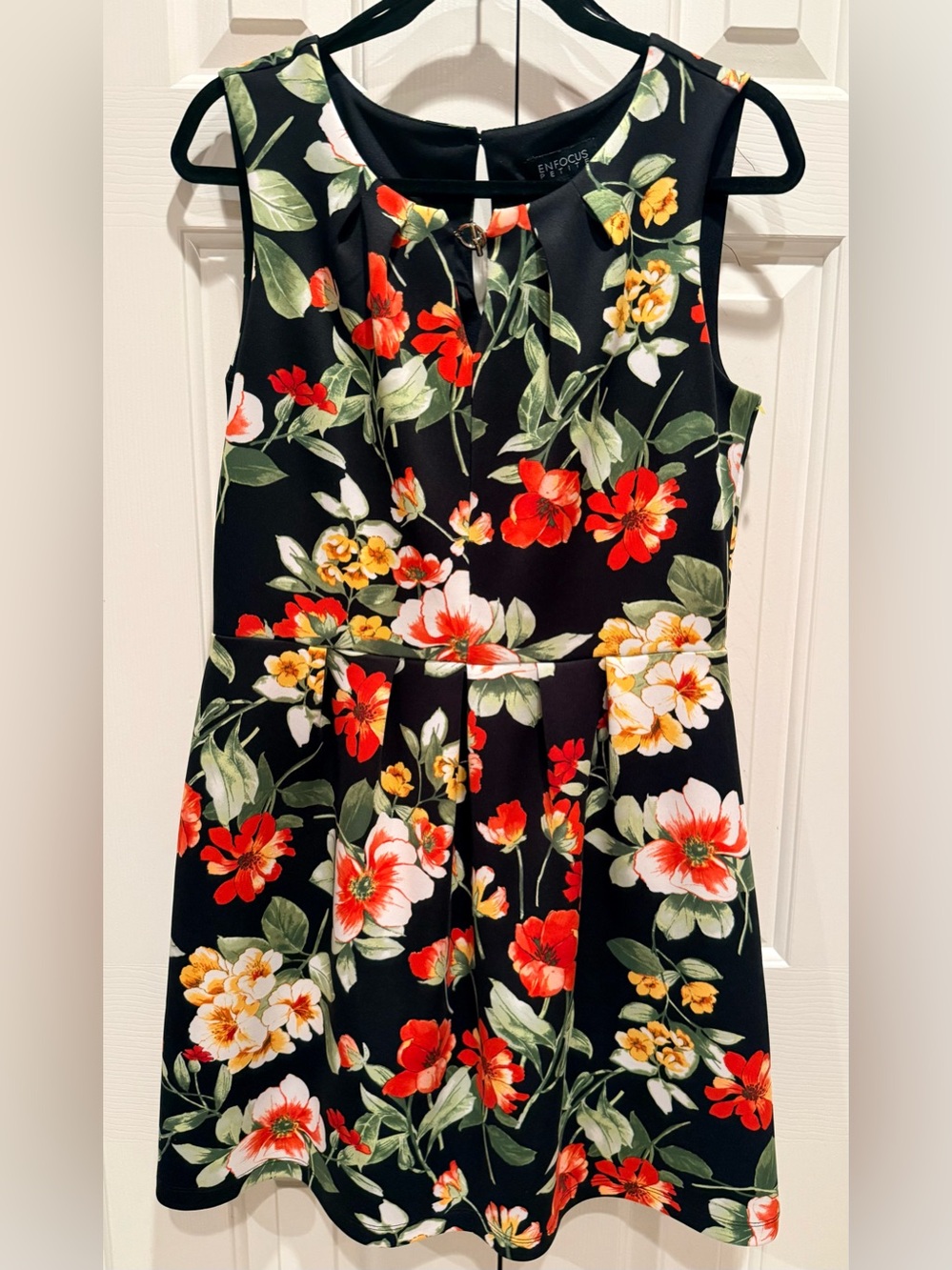 Enfocus Studio Black with White Red and Green Floral Accent